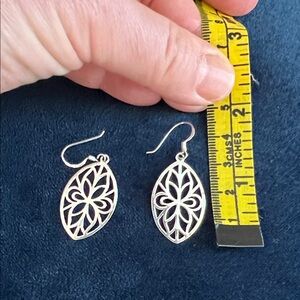 Elegant Silver Filigree Earrings